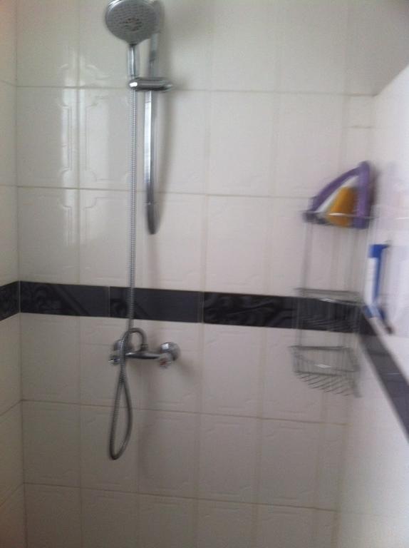 Dream Nest Hotel Brufut Luaran gambar